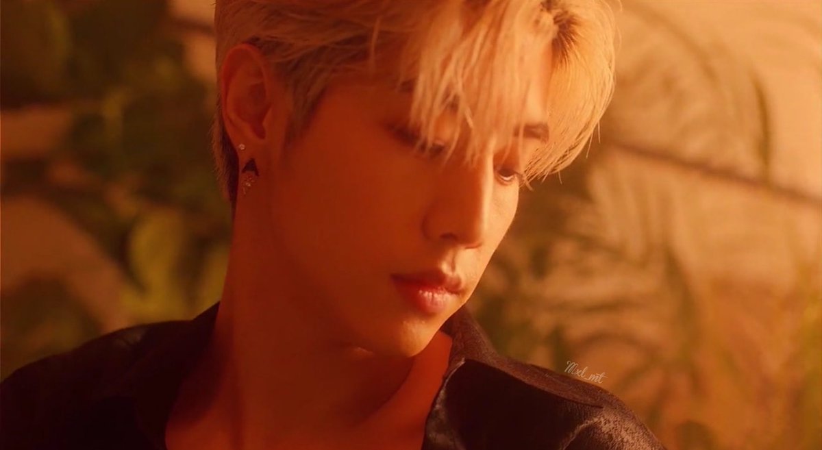 ♛ MARKLINE tweet media