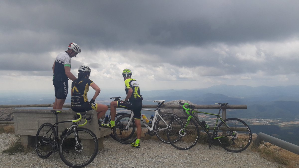 theExtremTeam's tweet photo. Espectacular #MaredeDéudelMón 🗺️📌🔜Llocs del món on tornariem ara mateix, però encara haurem d'esperar una mica... #tornaremapedalar #sporttourism #turismeesportiu #extremteam #sport #tourism https://t.co/N9cNHGDb09