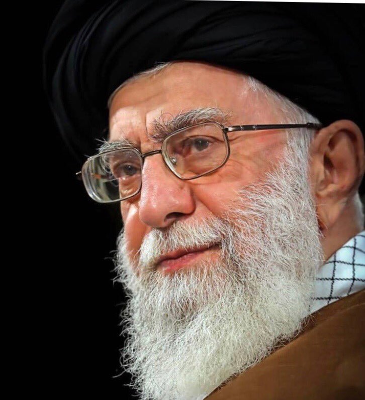 mohammadian_ir's tweet photo. ای چشم و چراغ خیمه‌ی دین
ای آبرو و شرف ملت و میهن
ای # خامنه‌ای خار چشم دشمن
ای ستاره صبح بمان تاآفتاب بدمد..
⁦@Khamenei_fa⁩ 
⁦@khamenei_ir⁩ https://t.co/cUm4XhgW9y