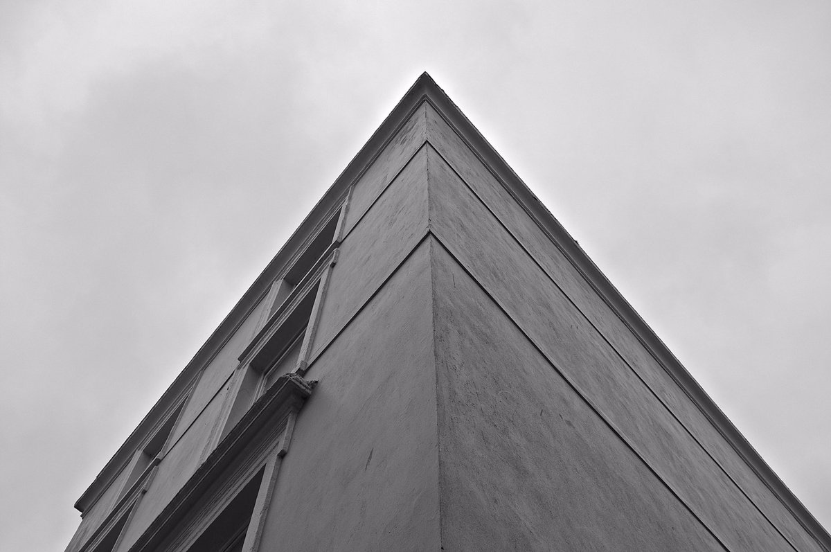 HansPeterRol's tweet photo. It’s often up there #somewhere. #Wales 

#photo #photographer #photography #blackandwhitephotography #museumphotography #artphotography #art #happy #great #streetphotography #photojournalism #museum #artlovers #decisivemoment #architecture #architecturephotography #visualspasm https://t.co/TA3u6fwfa4