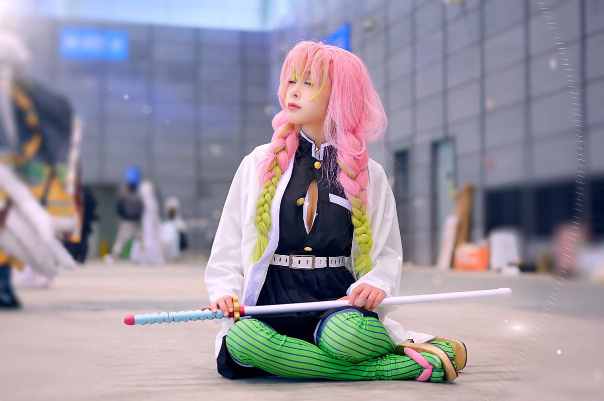 zangdehui's tweet photo. #Kanroji #かんろじみつり #kimetsunoyaiba #DemonSlayer #鬼滅の刃 #cosplay #cos https://t.co/Jff4LvfCmL