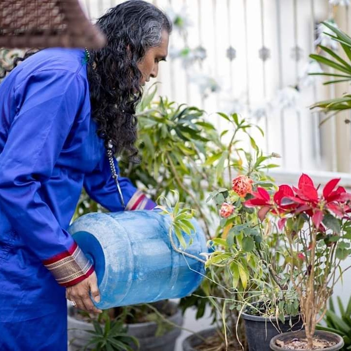 BhaktiMargaESP's tweet photo. #90 
La mente del devoto no puede comprender al Leela del Maestro. Cuando el corazón del devoto y el corazón del Maestro se vuelven uno en el Señor, sólo entonces, todo se vuelve claro.  - Paramahamsa Vishwananda (del libro Guru - serie #Guruvakya) https://t.co/CSVhLdgfHL