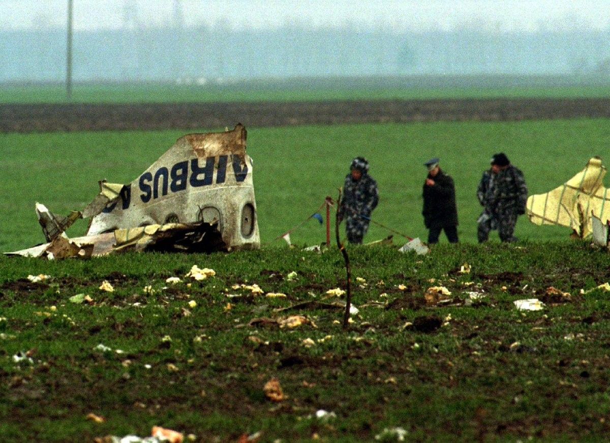 Flightmode On Twitter On This Day 31 March 1995 Tarom Airbus A310 Flight Rot371 Crashed In Romania All 60 People Aboard Were Killed In The Crash Full Report Https T Co Z2bfrkpm7j Aviation Avgeek Avgeeks