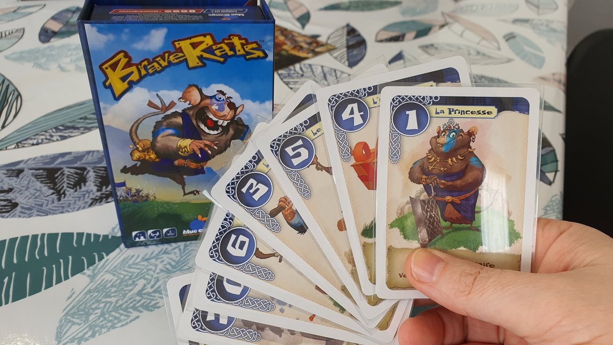DeludiK's tweet photo. Hier on a pas mal joué avec les enfants #comboColor #braverats #linko #chasseAuxMonstres @blueorangenews @Scorpionmasque @asmodee #ravensburger #j2s #boardgame #RestezChezVous https://t.co/OUShcPvakh