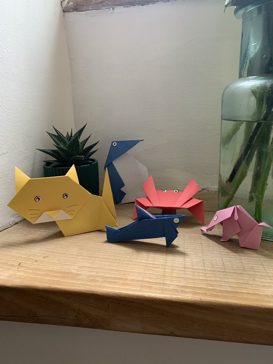 Babyyy....Shark du du du du, Baby Shark!

#origamichallenge #whatcanyoumake