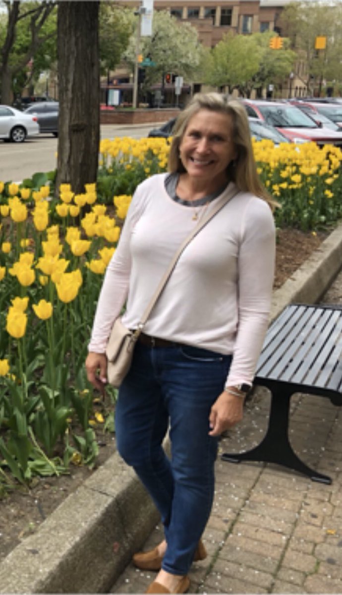 Nod_SunSCCSD's tweet photo. Congratulations to the Nodland/Sunnyside Teacher of the Year, Beth Moes! Beth works tirelessly to provide our students with exceptional learning experiences! She is a valued and highly respected team member. She serves our schools in many leadership roles! https://t.co/ieDAfZGo8P