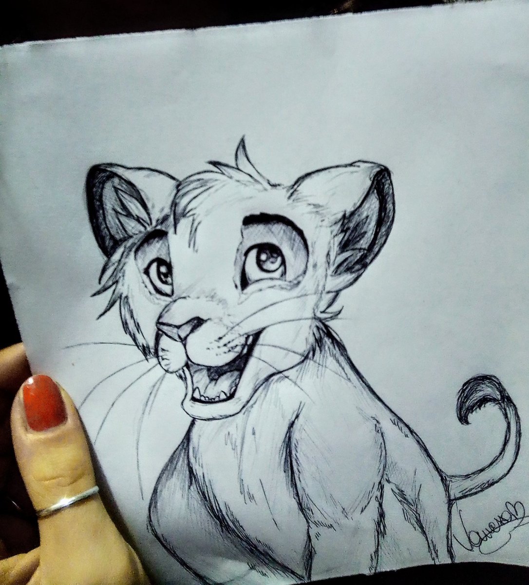 HelloImTired_'s tweet photo. Simba🦁 #drawing #lion #disney #waltdisney #simba #pen #draw #blackandwhite https://t.co/KMtrDIzRl0
