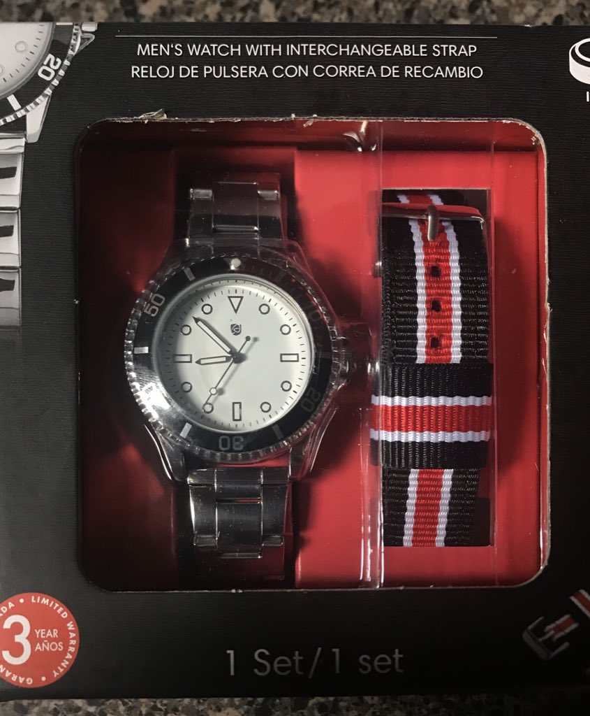 TheoLane13's tweet image. When my 3 yr old grandson , Campbell Lane, gets #Papa a birthday present &amp;amp; picks it out himself ... This timepiece reminds me that #timeWithFamily is so precious!      Love 😍every minute !