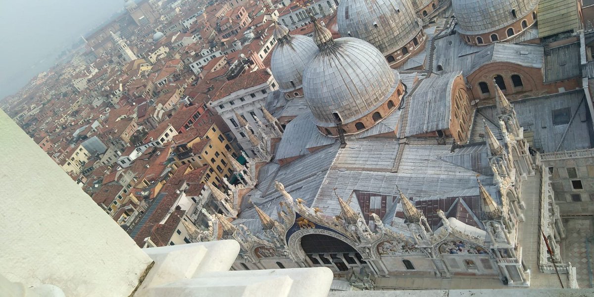 HelloImTired_'s tweet photo. #Venice 👋 2 months ago.. https://t.co/zOyJzPeirN