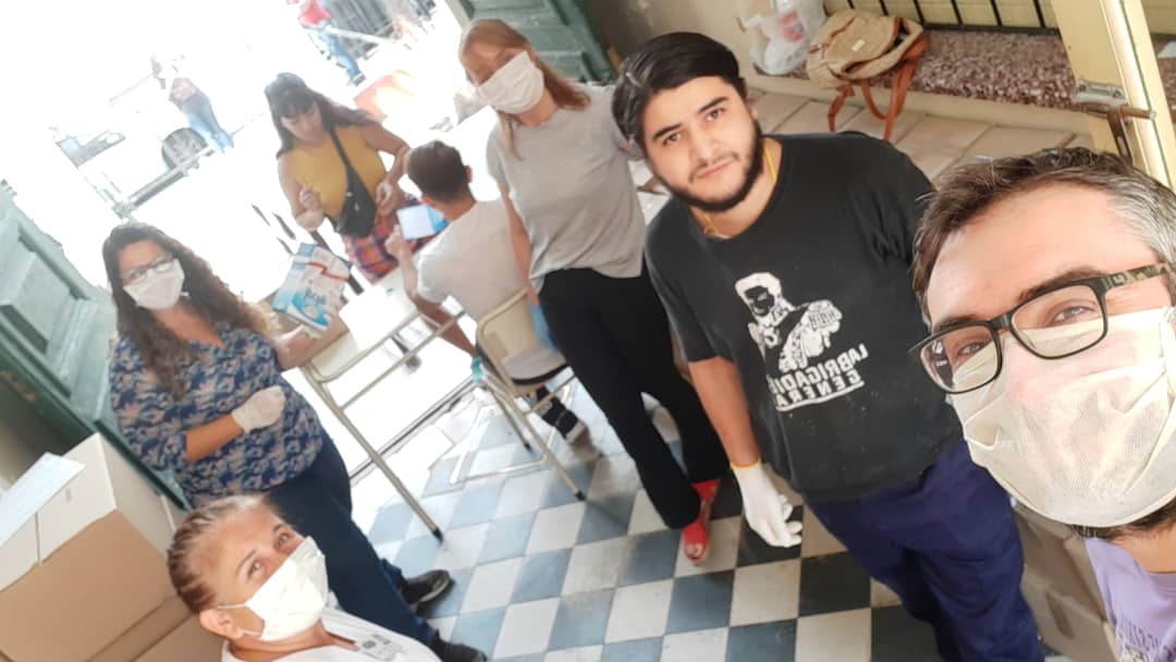 AmelottiJose's tweet photo. Seguimos colaborando con las entregas de #ModulosAlimentarios.
Hoy le toco a la Escuela Dr. Ramón J. Cárcano de nuestro querido Barrio General Paz.

#CVGeneralPaz #JuntosPorGeneralPaz https://t.co/UQX86hyuXC