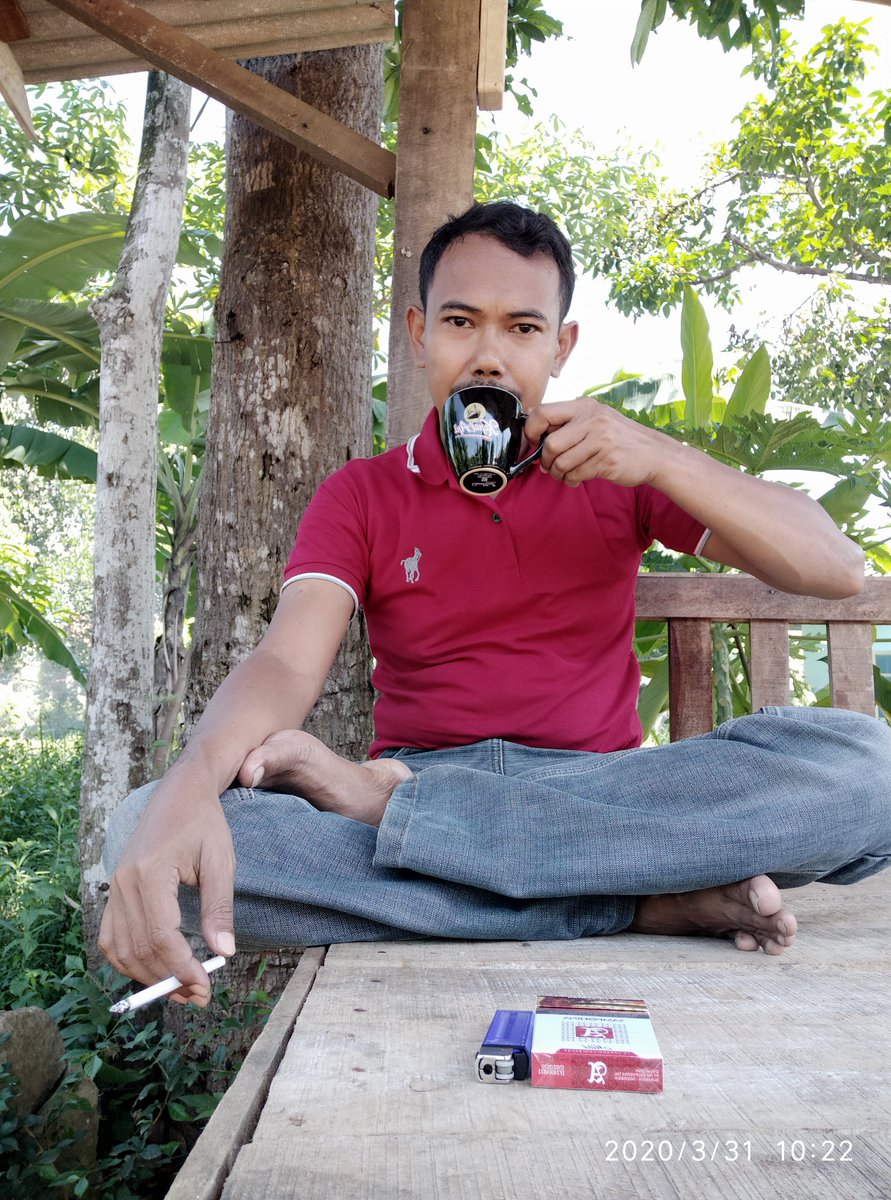 budimanboy1's tweet photo. Abis berjemur ngopi dulu gaeees... https://t.co/p8vwgJd9ng