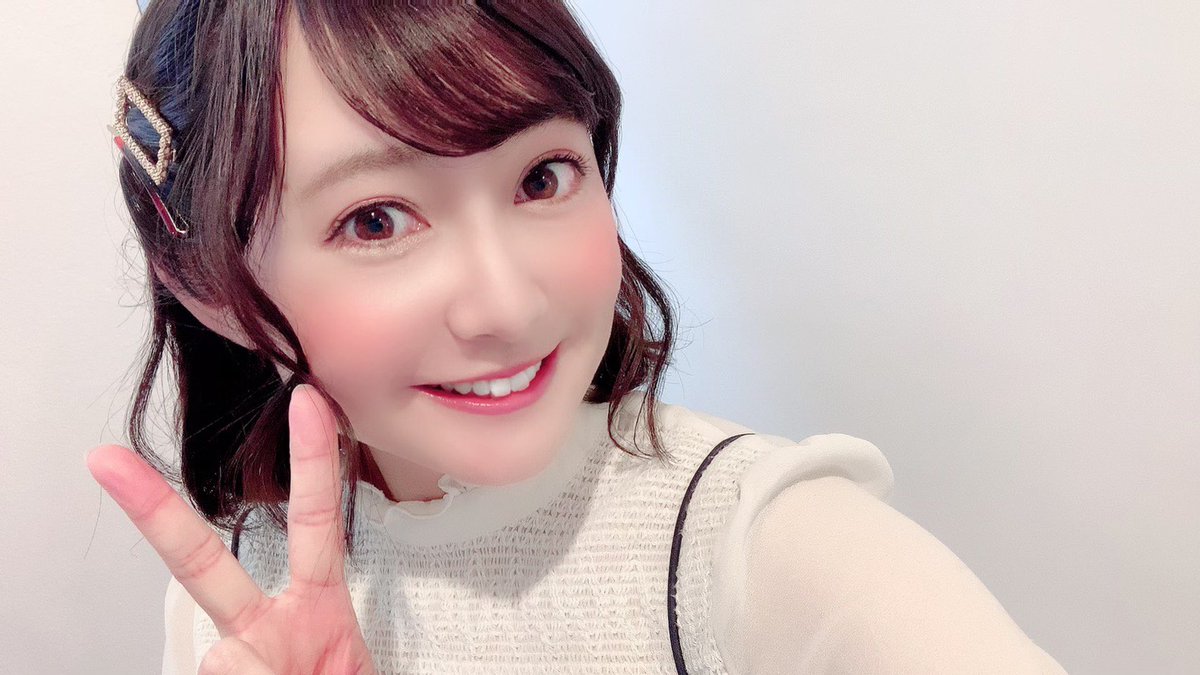 ちなみとまいのラジヲ奇譚 A Twitter 個人的なお知らせです 4月2日より 一人喋りの生放送番組がスタートします 大好きなラジオのお話を沢山するラジオ ちなまい奇譚 のリスナーさんにも是非聴いていただけたら嬉しいな 公式ツイッターは Chinaminiradio
