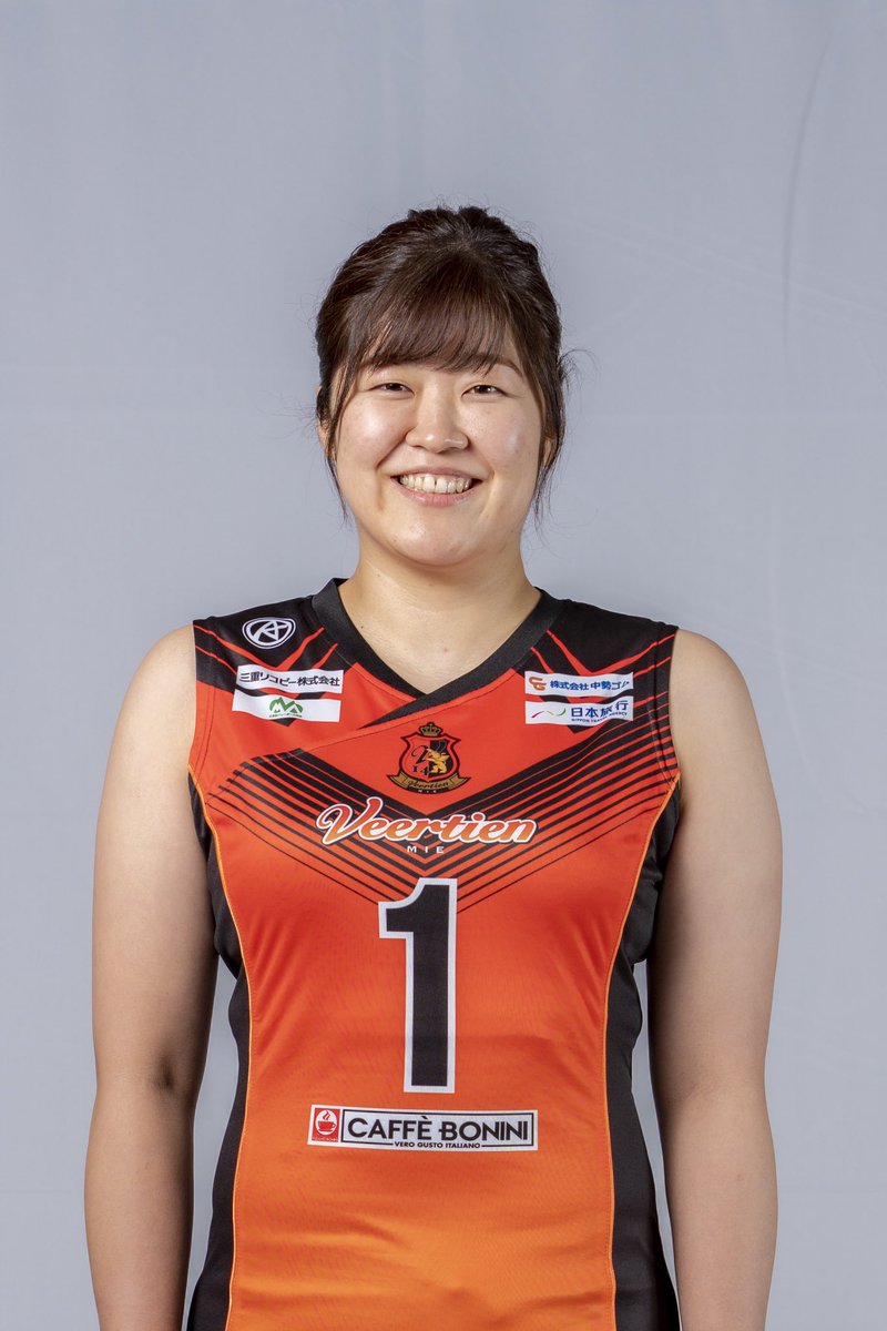 ヴィアティン三重バレーボール女子 公式 選手紹介 彌永 衣利 いよなが えり ポジション アウトサイドヒッター コートネーム ちむ 攻守にわたりチームの心技を支える存在 後輩がナイスプレーをすると1番に頭をポンッと撫でるところが ヴィアティン三重バレーボール女子 公式 選手紹介 彌永 衣利 いよなが えり ポジション アウトサイドヒッター コートネーム ちむ 攻守にわたりチームの心技を支える存在 後輩がナイスプレーをすると1番に頭をポンッと撫でるところが