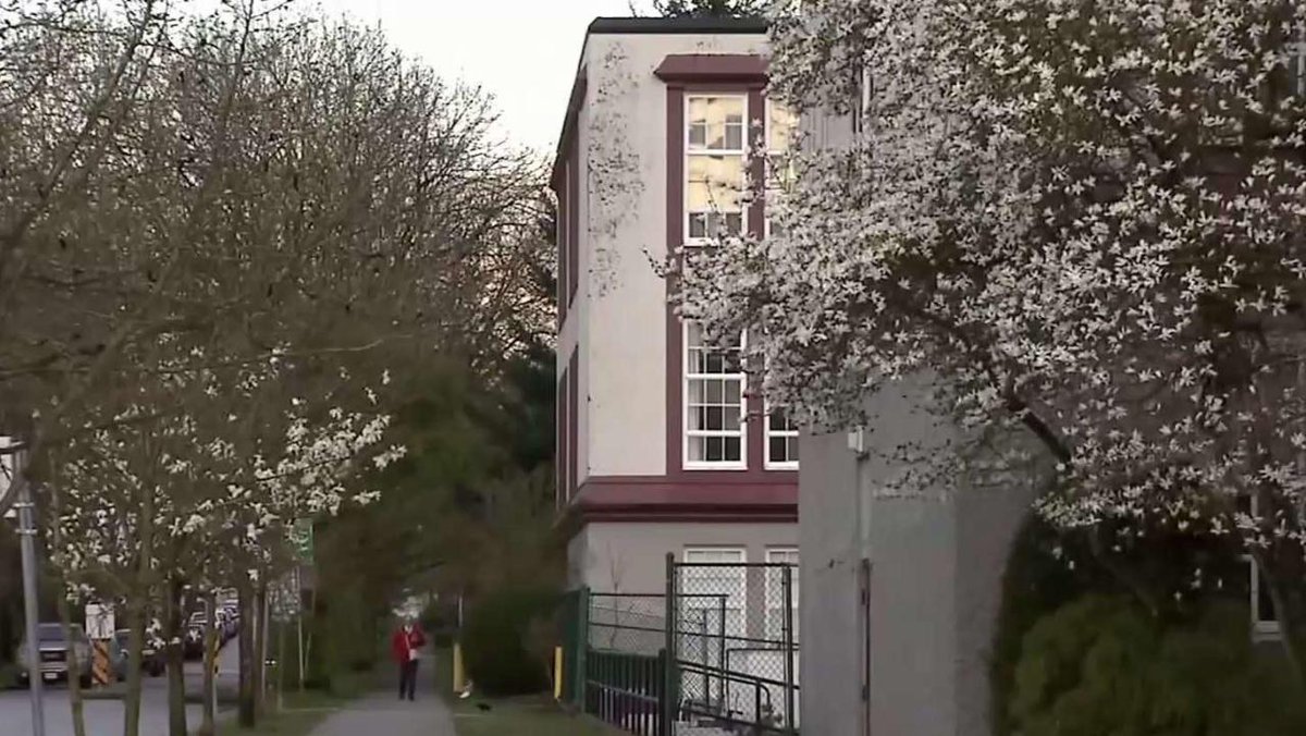 news1130's tweet photo. WATCH: As B.C. gets set to roll out online education, a former teacher and principal is warning schools aren't ready for this kind of a change and teachers lack the training. David Zura brings us this story https://t.co/waSgRkdA3T https://t.co/Y8r7bWcmpk