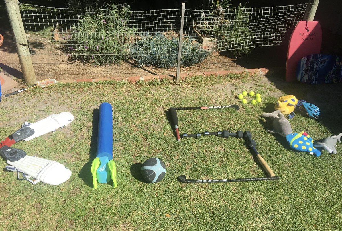 BiddyP6's tweet photo. For sports's sake, give our state a decent emissions target, Dan &amp; Lily. Thanks, from my kids. #VicTarget #SpringSt #actOnClimate @ActOnClimateVic @DanielAndrewsMP @LilyDAmbrosioMP https://t.co/9I9mnQUmHJ