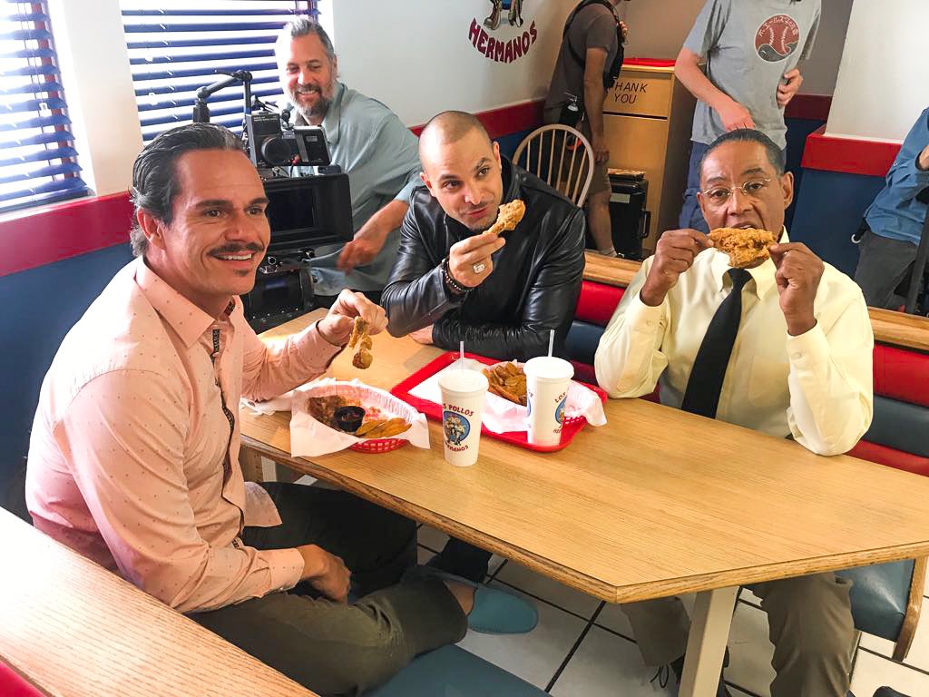 MandoMichael's tweet photo. Ahh much simpler times 😌... Special shout out to our producer and first time director #MelissaBernstein! U are an inspiration 🌌🖤 And of course our wonderful writer @alisontatlock U guys 🔪 it Xo #BetterCallSaul https://t.co/W8oxDD74ob