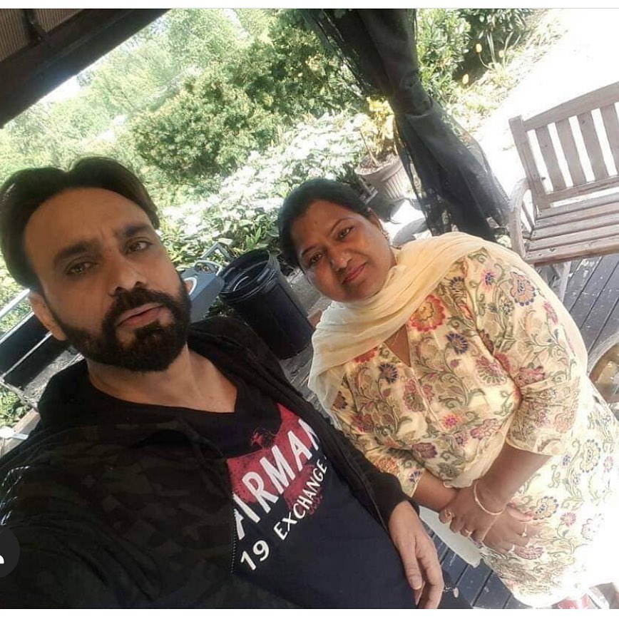 pollywoodtadka's tweet image. #Babbumaan With #SudeshKumari #Pollywood #PunjabiSinger