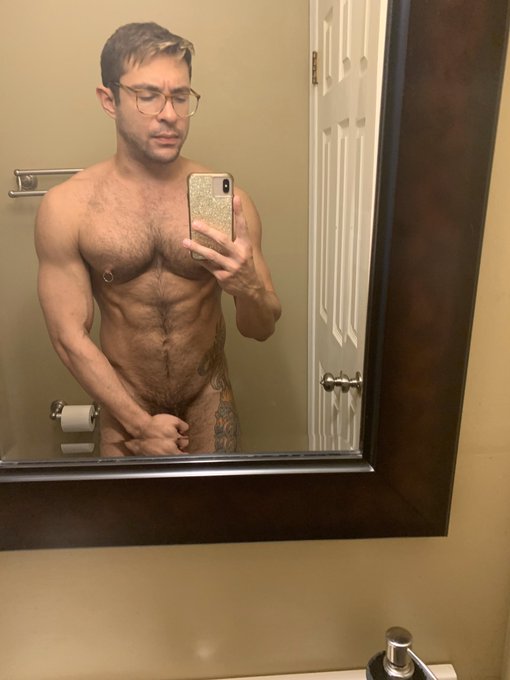 Bedtime https://t.co/ixSA4LChW5<a href="/tag/tattoo"class="tags"><span>#tattoo</span></a><a href="/tag/jjmalibu"class="tags"><span>#jjmalibu</span></a><a href="/tag/unicornstatus"class="tags"><span>#unicornstatus</span></a>