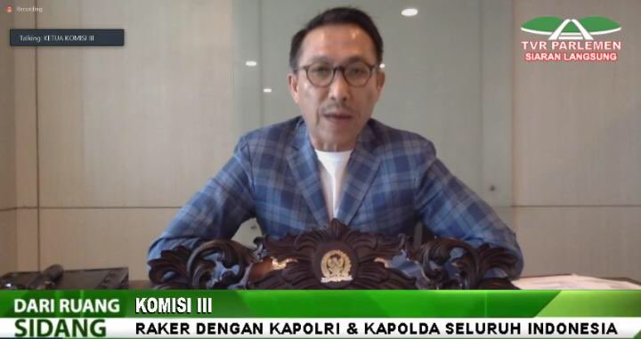 wikidpr's tweet photo. #kom3 Herman Herry @PDI_Perjuangan #NTT2 membuka Raker (virtual) dengan Kapolri &amp; Kapolda Seluruh Indonesia mengenai Langkah-Langkah Polri dalam Melakukan Pengamanan terhadap Penanganan Covid-19 di Seluruh Wilayah Indonesia pada pukul 11:25 WIB.

Simak di @WikiDPR1 https://t.co/EpVxKQllq1