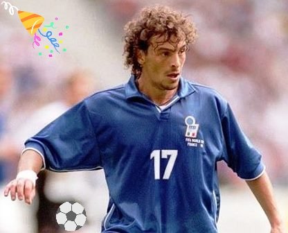 HistorySeriea's tweet photo. "Sciuscià" Moriero arriva oggi a 51! Incredibile la sua avventura in azzurro, 8 presenze di cui 4 nella fase finale dei Mondiali di Francia'98. Auguri Checco! #moriero #sciuscià #italia #francia98 #mondiali #anni90 #lecce #cagliari #roma #inter #napoli #31marzo @morierofancesco https://t.co/Uk8AGOWcf0