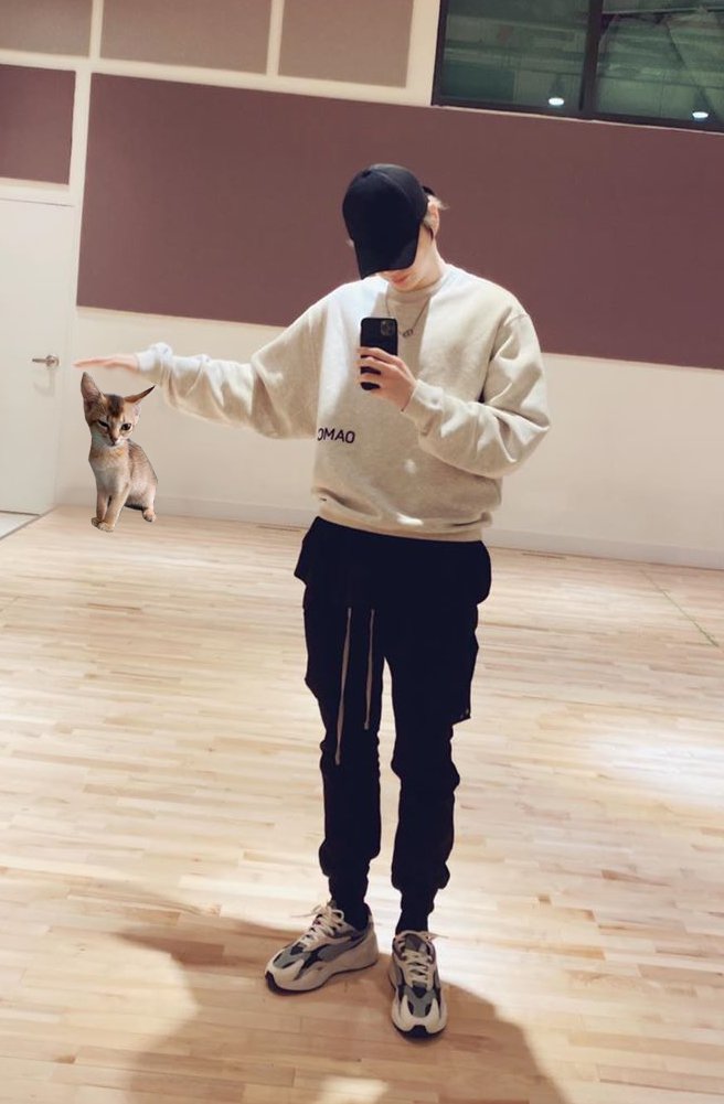 KangDanielSayo's tweet photo. 귀여워 .. https://t.co/Q3Dvxetjnc