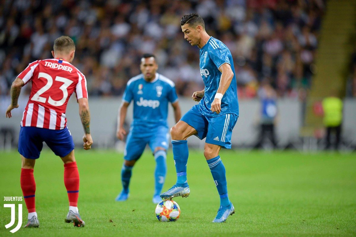 If you are a football person please join the challenge of posting a football photo. Just one picture, no description. Please copy the text in your status, post a picture and look at some great memories/pictures.