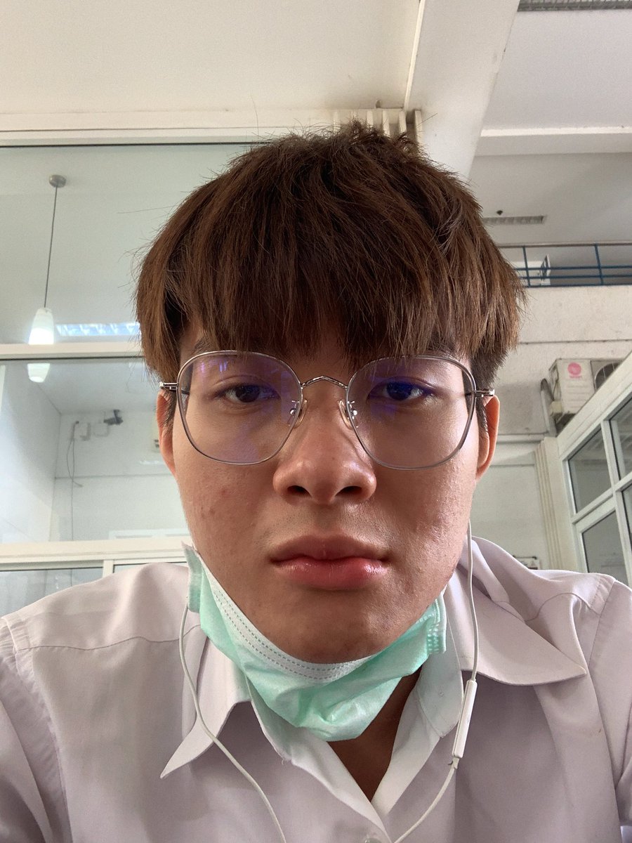 johnparots's tweet photo. พลีชีพ ทดลองเป็นบิวตี้บล็อกเก้อ รีวิวสกินแคร์ครับ เราลองผิดลองถูกซื้อตามคนในทวิตมาเยอะ แต่ที่หน้าดีขึ้นเยอะเพราะพวกนี้จริงๆ #ไว้รีวิวห้ามขายของโว้ยย https://t.co/TKqLMnHjIZ