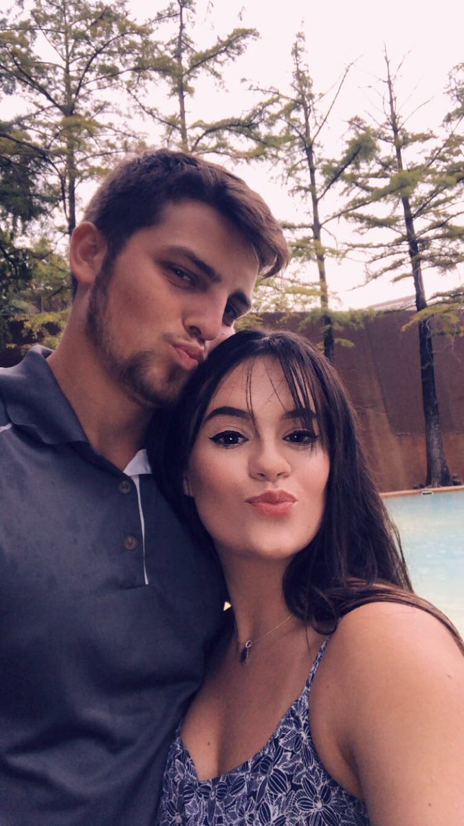 Christin_Skylar's tweet photo. I’ll start with some photos of me and my honey 🍯❤️ https://t.co/7mjsJQIJrS
