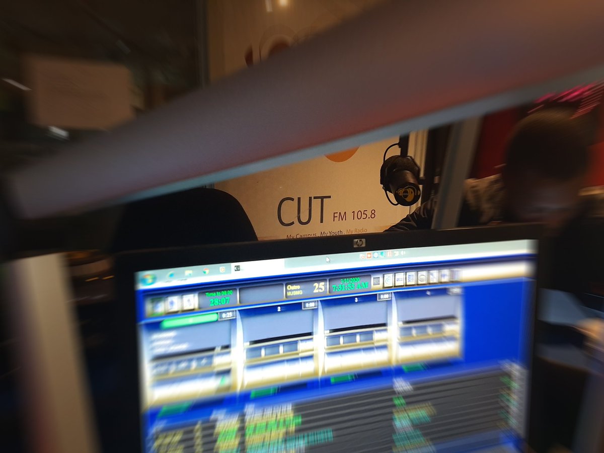 KgomotsoTodd's tweet photo. #LockdownMorningRun on #BozzaBreakfastShow on @CUTFM1058
#Day5ofQuarantine https://t.co/pPMTDKWiiX