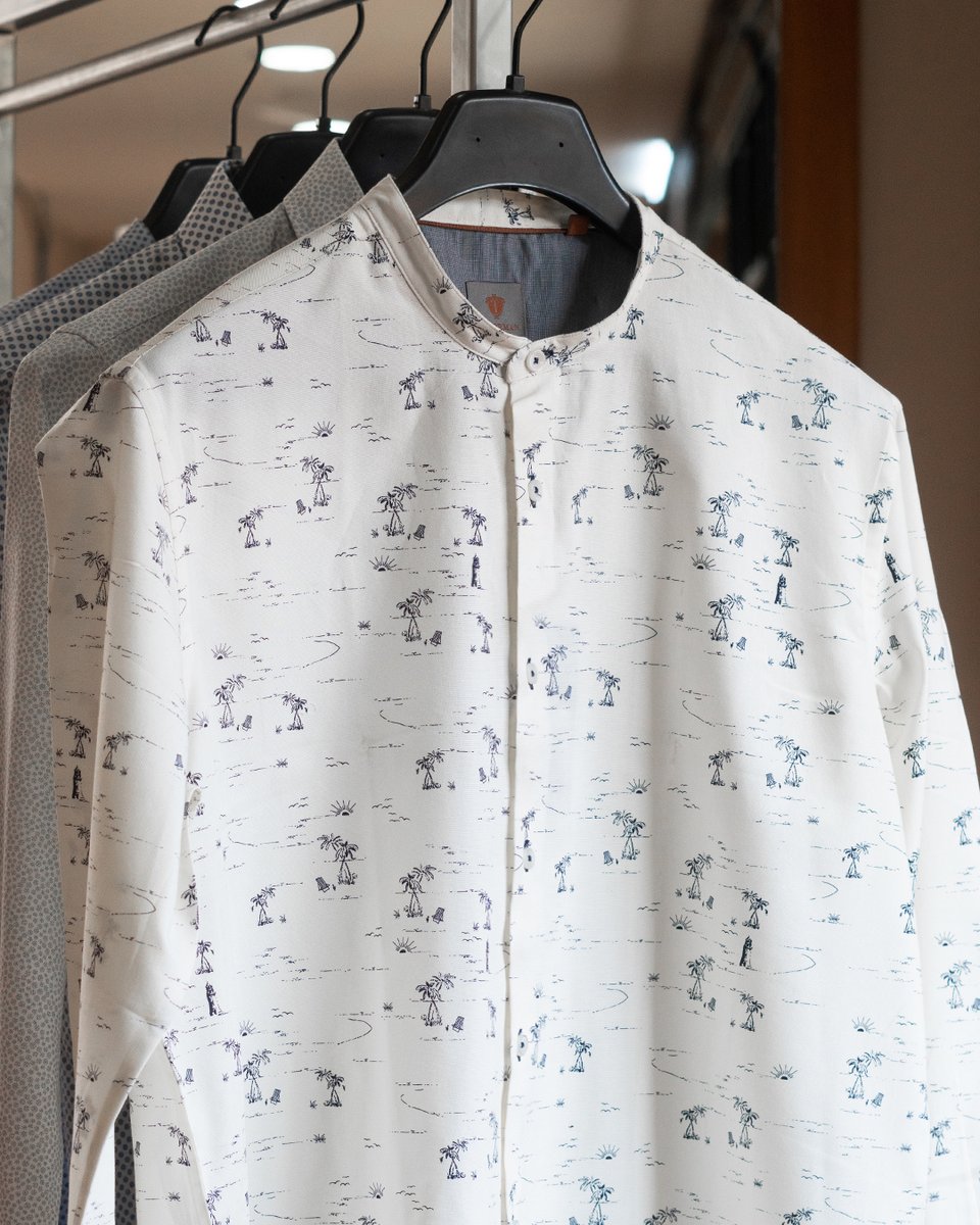 tailormanindia's tweet photo. The #custommade #printshirt is the 5th piece on the #tailormanwardrobeedit. Click link to buy this fun smart casual staple - https://t.co/iGOuirab81

#tailorman #tailormanindia #madetomeasure #tailormanstore #shirts https://t.co/OiygdN9Cxk