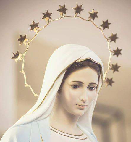 Medjugorje_ES's tweet photo. "Dios atenderá vuestras súplicas y os dará la paz. Estoy con vosotros y os bendigo a todos con mi bendición maternal." https://t.co/GRnkkREpoP