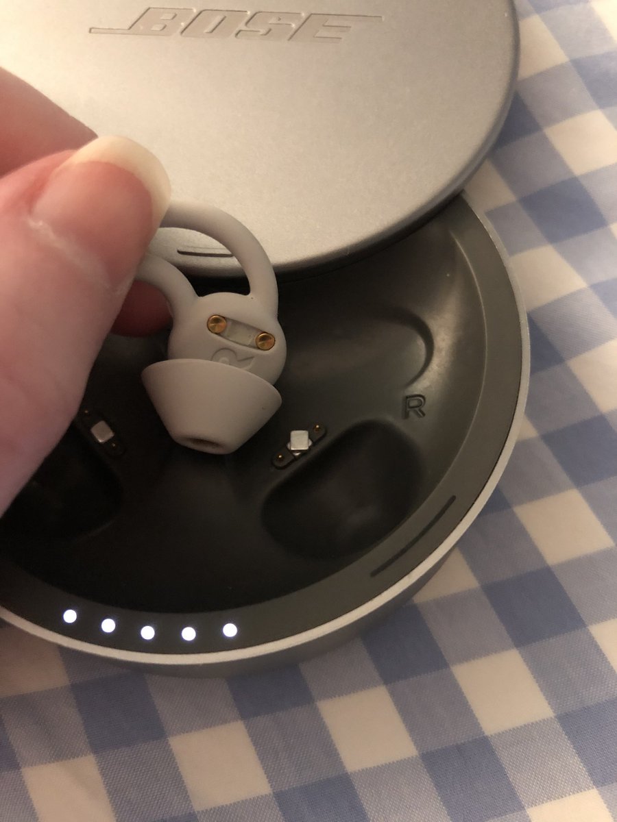 CMDGator's tweet photo. @BoseService the magnet came off my right sleepbud. As a result, it will not charge.  Is this something you can replace? I have the magnet that fell off. I can’t sleep without these! Too many snorers in my house 😕 https://t.co/HS87HQqXLO