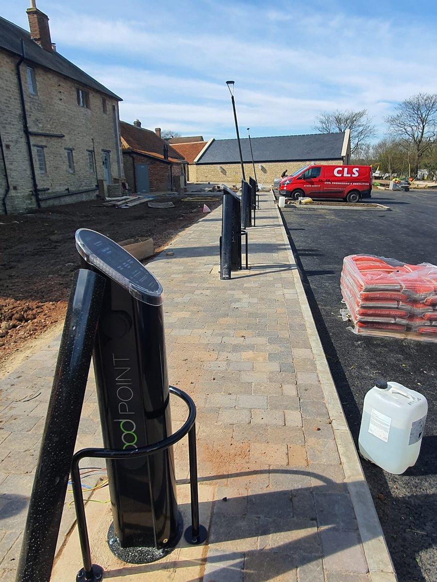 CLSconstruct's tweet photo. Some progress photos from a few weeks ago at #CastleAshby #ThornwickBay before our sites closed. Look forward to completing these projects in the future #clscivilengineering #civilengineering #demolition https://t.co/qrDSCUcVKK