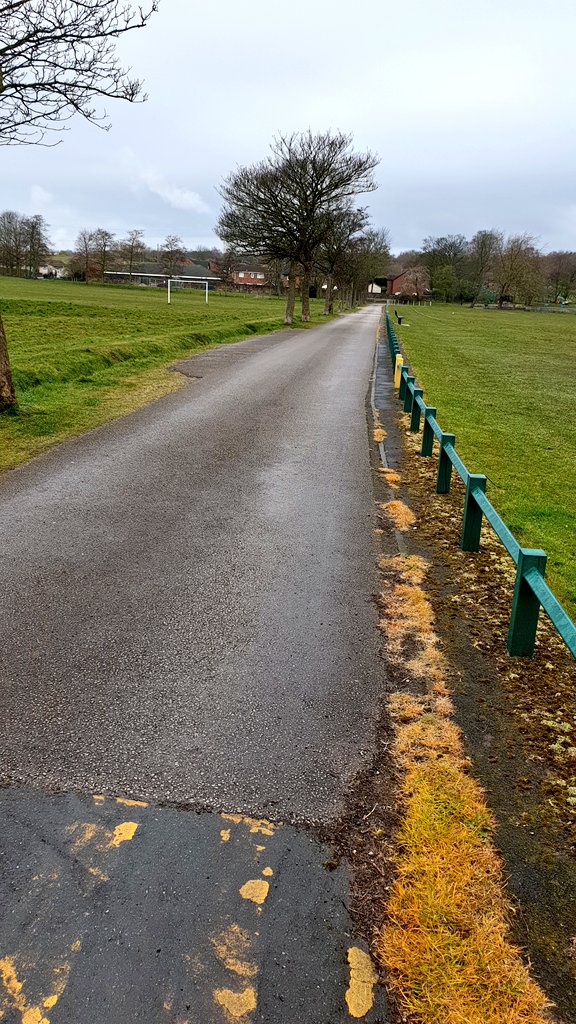 Rina_Sowler's tweet photo. Morning🥰
Lovely fresh taste of spring in the air.🌱 #LuxuryinLife
#OneOutdoorRunADay
#stayactiveStayStrong
Have a lovely day 😘 https://t.co/QekN9PFTg4