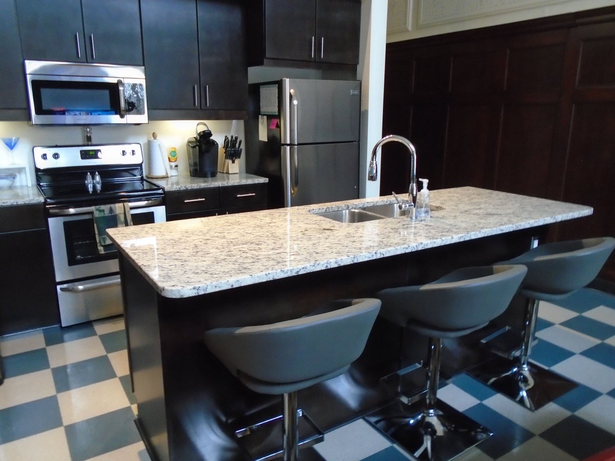 50WestFourth's tweet photo. Today is the LAST DAY you can take advantage of our March special. Apply before the end of today for a waived application fee and 1/2 off your security deposit. Visit https://t.co/Exhxj4k2AI to learn more.

#wsnc #winstonsalem #myws #dtws #winstonsalemnc #mywsnc #camelcity https://t.co/fqnnJKTFkO