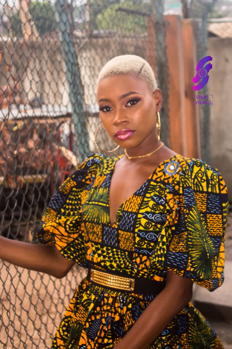 starzvisual's tweet photo. The amazing peda
π·: @AdegbaBlessed
Model:@fon_peter_
#vogue #54artistry #models #naturallight #fashionmagazine #fashion #style #nigerianonlinestore #naijamarket #bellanaija #naijaonlinestore #naijafashion #nigerianphotographershub #9ja_photo #bellanaijaonline #starzvisual https://t.co/yk0X6xL3nR