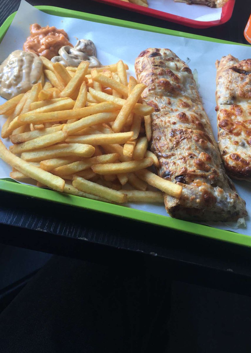 don_sido_'s tweet photo. Salam aleykoum la miff ça va ? https://t.co/XOGXkyJC5y