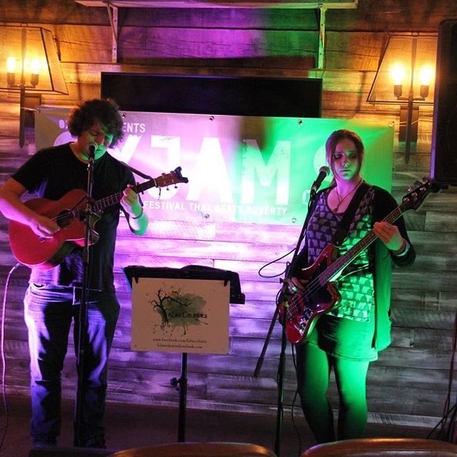 We’ve neglected twitter, but we’ll try and make an effort! Here’s a picture that you, as one of our 8 hand selected, specially chosen twitter followers may have missed from Cambridge Oxjam last year!
#falsecolours #oxjam #cambridgeoxjam #folkduo #originalfolkmusic #suffolkmusic