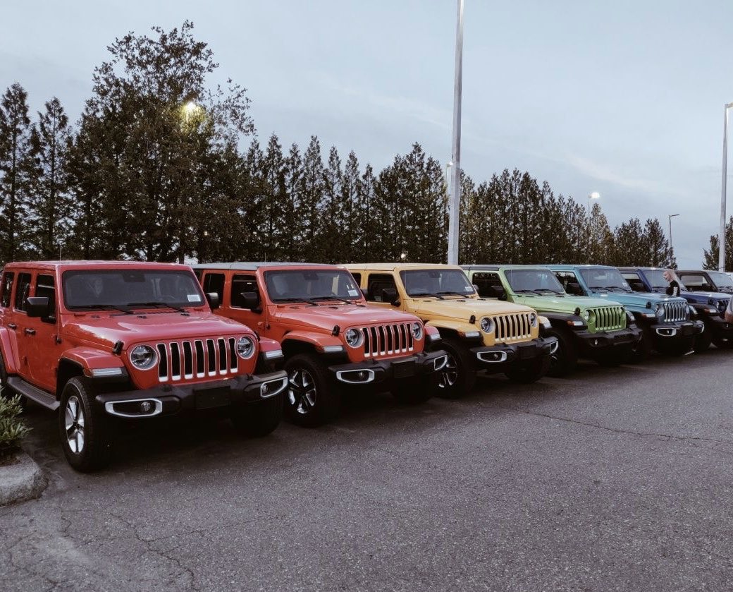It’s #NationalCrayonDay and Jeeps come in as many colors as a box of crayons! What’s your favorite one?