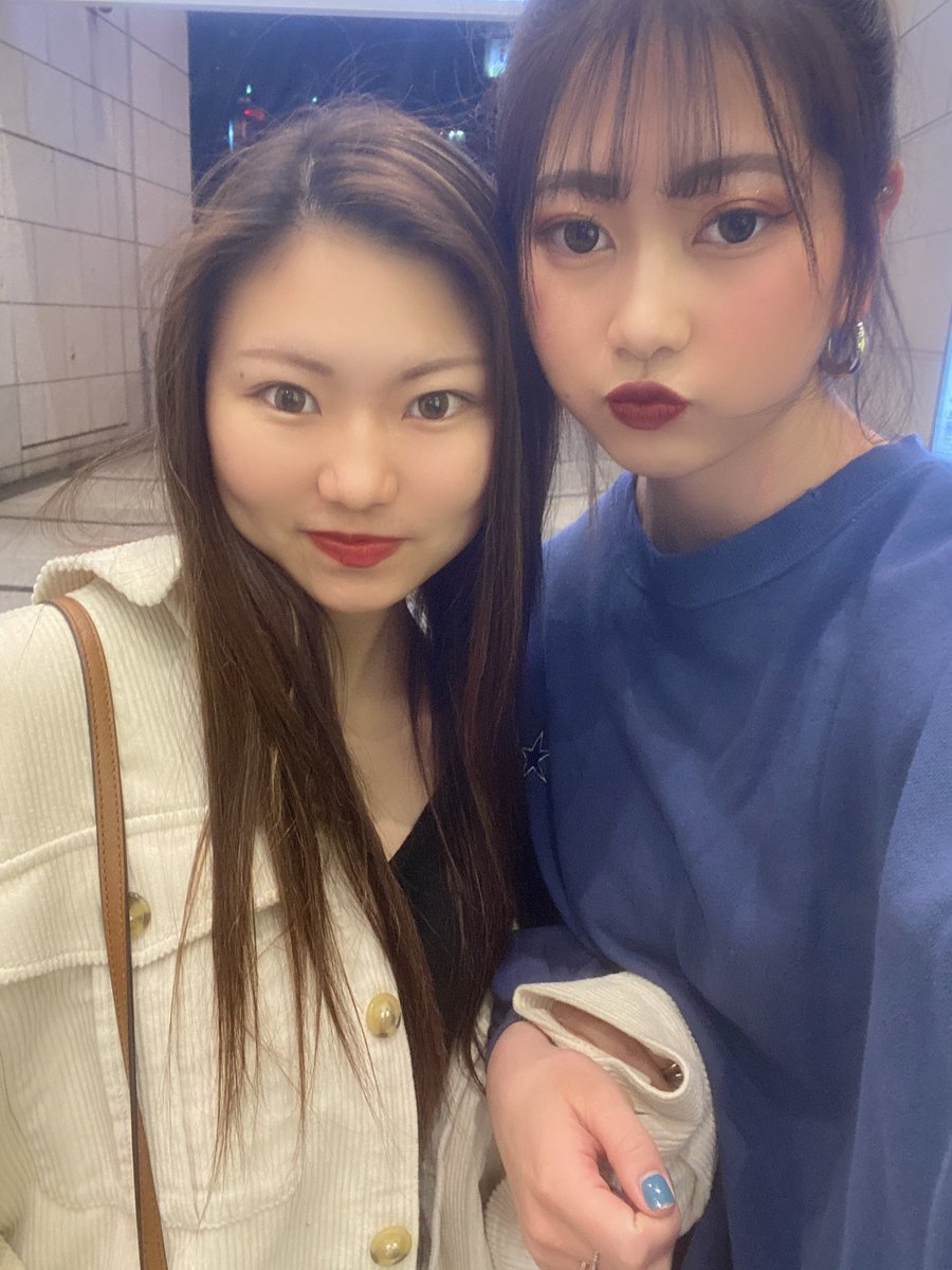 Fuuka0726's tweet photo. 今日でことチャンふゆチャン終わりなん寂しいな～～～
いつも優しいお姉様だいすき😖 https://t.co/YmDoo5Jcdu