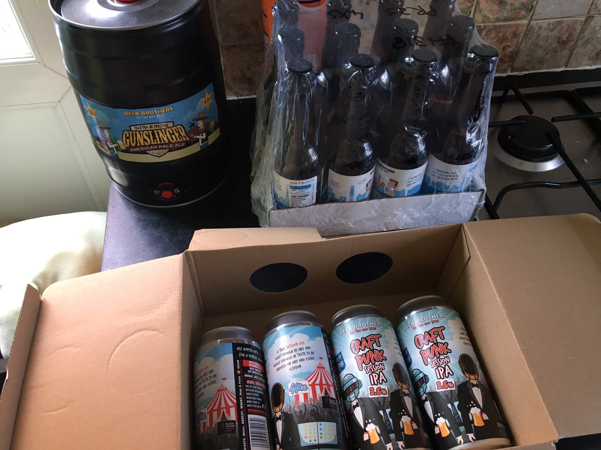 GrumpyNeil_'s tweet photo. Love me a bit of @BeerBrothersPR1!
Thanks for the new delivery guys! #PR1 #CraftPunk https://t.co/cJEs3GjERZ