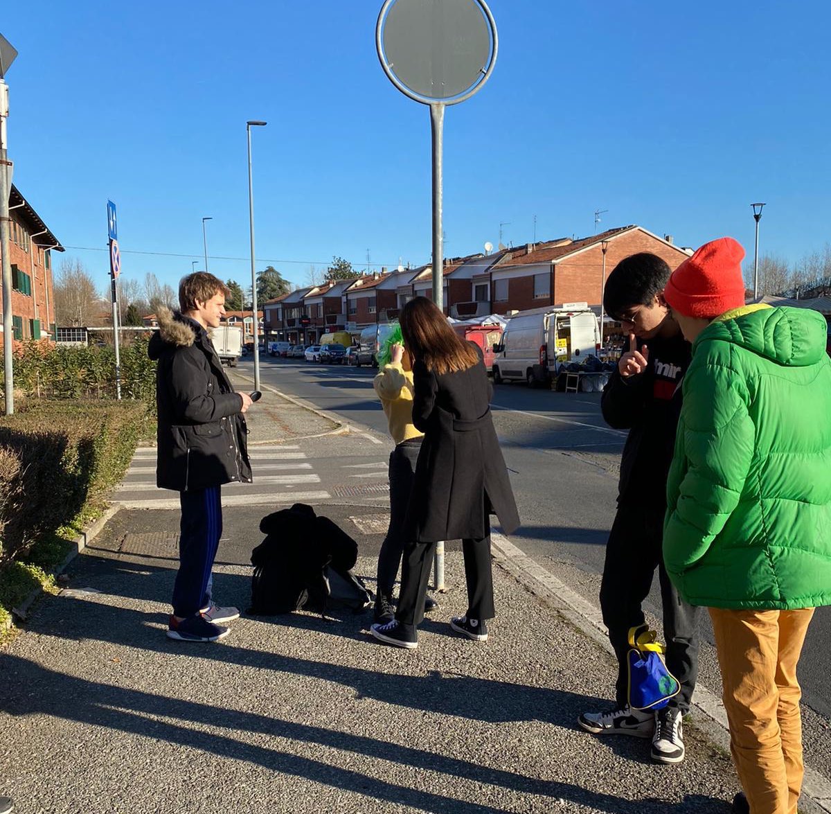 jrambassadorsgb's tweet photo. I Jr. Ambassadors del GB con il loro video “io e il PE per l’ambiente” sono tra i vincitori e parteciperanno a EUROSCOLA al Parlamento Europeo !!🇪🇺🎉
#greendeal
#ioeilpeperlambiente
#iostoconpe
#parlamentoeuropeo
#makeadifference https://t.co/QOWRMFPAhz