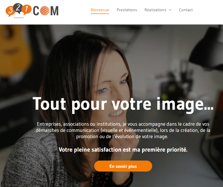 Agence321COM's tweet photo. Pendant cette période de #confinement, @Agence321COM vous accompagne pour maintenir la #pérennité de votre activité en renforçant votre #RelationClient grâce au #Digital... #garderlecontact #communicationdigitale #newsletter #campagneEmailing https://t.co/frDCAJGzOX https://t.co/BMzgQdkUnR