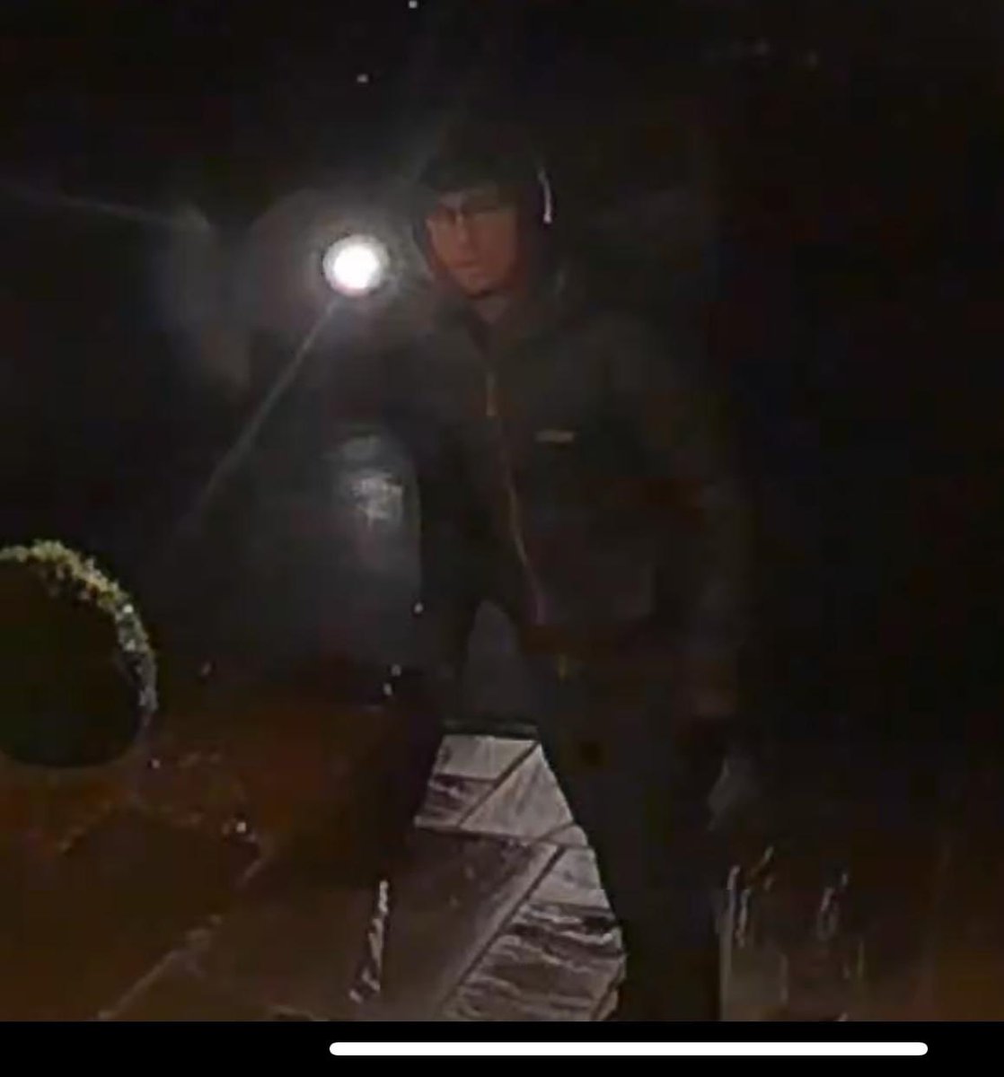 carlfogarty's tweet photo. Anybody recognise this scum bag trying to break into my daughters house this morning around 4am.? In the Whalley/Barrow area.!!! https://t.co/XQc6IxqRni