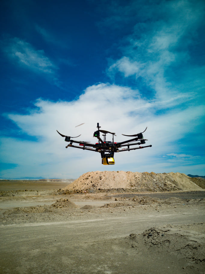 YellowScan's tweet photo. Our LiDAR around the world. First stop South America, Chili where the Vx-15 is exploring minerals site. #lidar #aroundtheworld #mapyourworld https://t.co/4t4PtxNS46