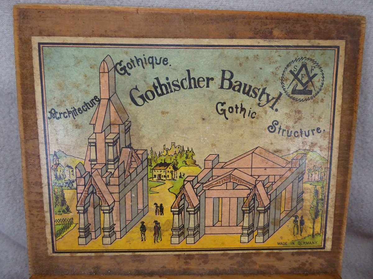 penllyncolls's tweet photo. Gothic wooden building brick set, c1900 https://t.co/i1AvhW2wna