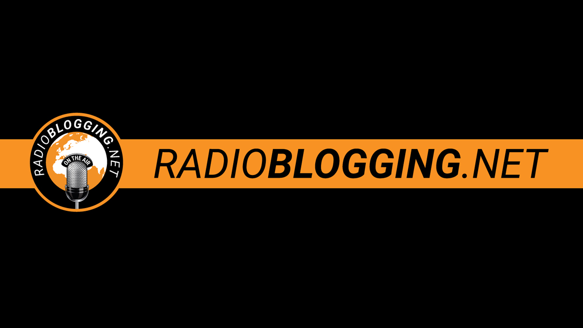 RussellPrue's tweet photo. It's Dragon Tuesday on #RadioBlogging.Net this morning; We're LIVE right NOW 9.30am to 10.30am BST with @PieCorbett @DeputyMitchell @irockey &amp; @russellprue #CreativeWriting #Literacy #HomeSchoolUK listen live right HERE https://t.co/OaajunEngh https://t.co/PEQszfvwN9