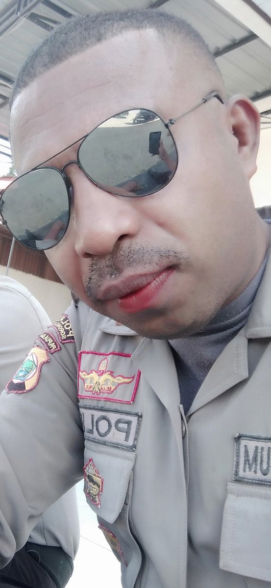 SammyXxvi's tweet photo. Berusaha menjadi baik dan tidak munafik.👮👌😎 https://t.co/gTY4YKTwAJ