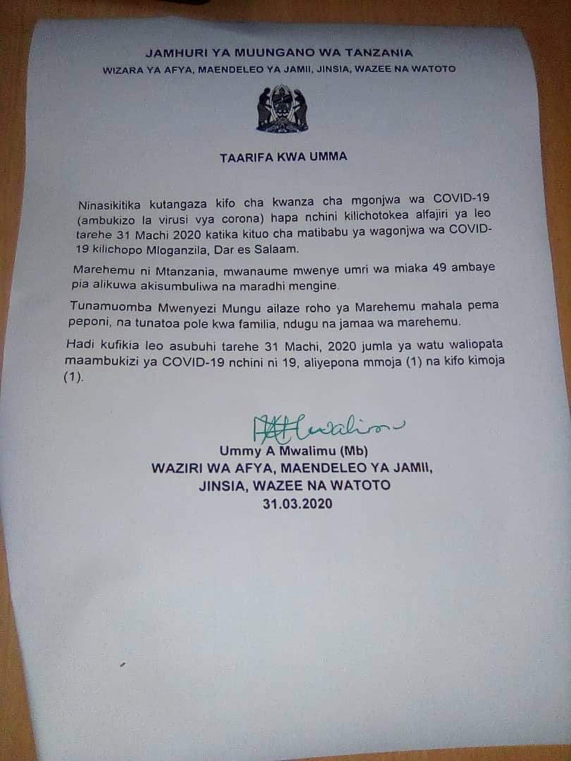 ummymwalimu's tweet photo. It is with deep sympathy that I announce the first death resulted from #COVID19; a Tanzanian male, aged 49 years who had other underlying health conditions. Our condolences to his beloved family, relatives and friends. May his soul rest in eternal peace #COVID19Tanzania https://t.co/jaUy3YSrZh