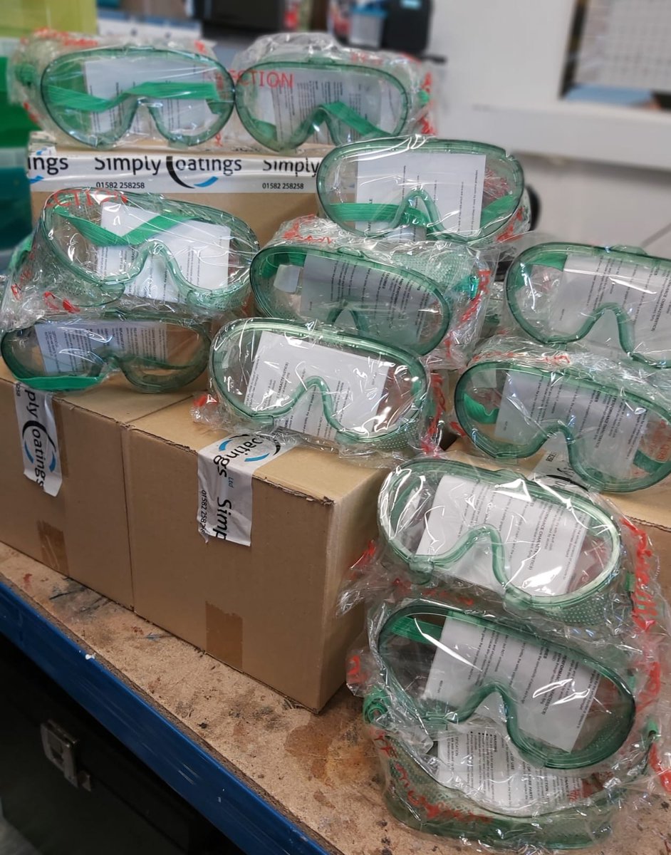 SimplyCoatings's tweet photo. Knowing what our amazing @NHSuk heroes are going through here at Simply Coatings we wanted to try and help.

Using our industry contacts we managed to purchase 100 pairs of safety goggles and are delighted to be able to donate them to the @LandDHospital

Thank you #COVID19 https://t.co/ovqekNmebd